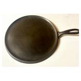 1890-1910 Erie 739 Griddle Pan> 1890-1910 Erie 739 Griddle Pan>