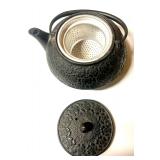 Tetsukyusu teapot; Tetsukyusu teapot;