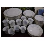 Sakura dishware >