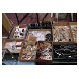 assorted costume jewely >>>