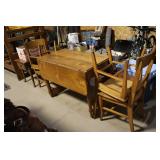 oak dropleaf table with 4 chairs