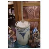 4 gallon Bee Sting butterchurn >