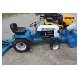 garden tractor with mower deck>