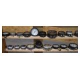 Group pic of more gauges, close ups >