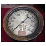 Locomotive Booster gauge
