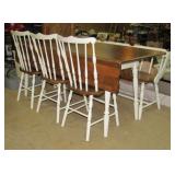 dropleaf dining table w/3 chairs >