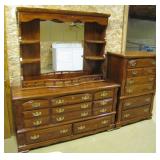 pine queen bedroom set by >