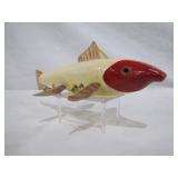 red white decoy with >