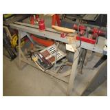 wood lathe with knives