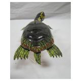 bounce this turtle on the bottom kicking up sit>>