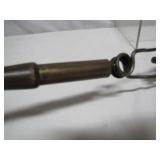 close up smaller one >