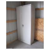 1 of 4 2 door steel storage cabs>>
