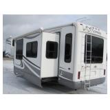 showing view all sides >