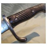bayonet with scabbard >