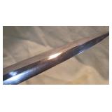 close up of blade >>