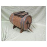 1872 wooden barrel butter churn>