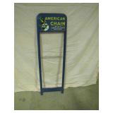 tin American Chain store rack>