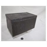 tin general store storage box embossed>