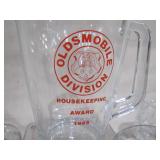 1985 Olsmobile pitcher and >>