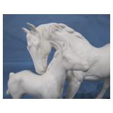 mare and foal figurine>