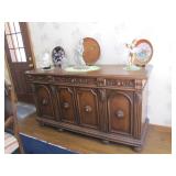 matching sideboard and >