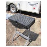 outdoor fish clean station>