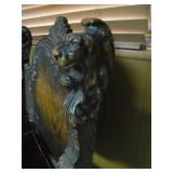 lions head curved seat throne chair >