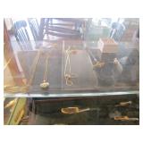 gold jewelry, plus lots of costume not pic d