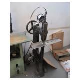 Mono Type Boston number 7>