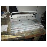 Heidelberg paper cutter