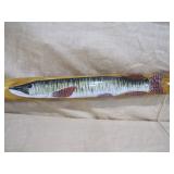 other side close up>