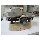 Ohaus Dial O Gram scale>>