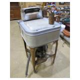 Maytag gas op. washer >>