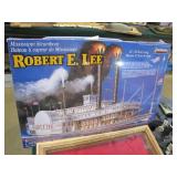 Robert E Lee model>