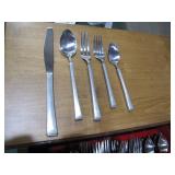 showing one complete set>