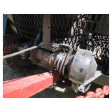 with boom cable hoist>