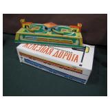 keywind tin train set