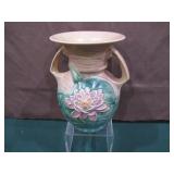 Roseville vase >