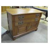 overszed oak commode>