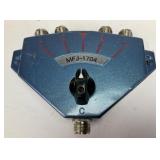 MFJ-1704 Coax Switch