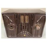 Emerson UV-4 Radio