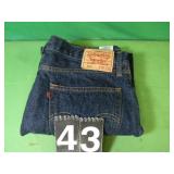 Levi Jeans Size 36 X 30
