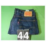 Levi Jeans Size 32 X 32