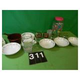 Vintage Pitcher - Glass Tea Jug - 4 Bowls -