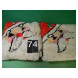 2 Christmas Pillows 2 Christmas Pillows