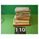 Box Of Readers Digest & Plant Book Box Of Readers Digest & Plant Book