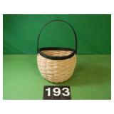 Longanberger Basket 8' T X 9' L Longanberger Basket 8' T X 9' L