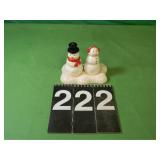 Hallmark Mr & Mrs Snowman Salt & Pepper Hallmark Mr & Mrs Snowman Salt & Pepper