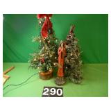 2 Trees 23' T - 17' T - Figurine 16' T 2 Trees 23' T - 17' T - Figurine 16' T