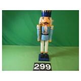 Nut Cracker 20' T Nut Cracker 20' T